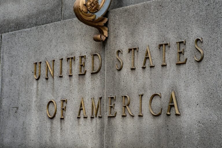 CFTC Approves First US-Regulated Bitcoin Perpetual Futures