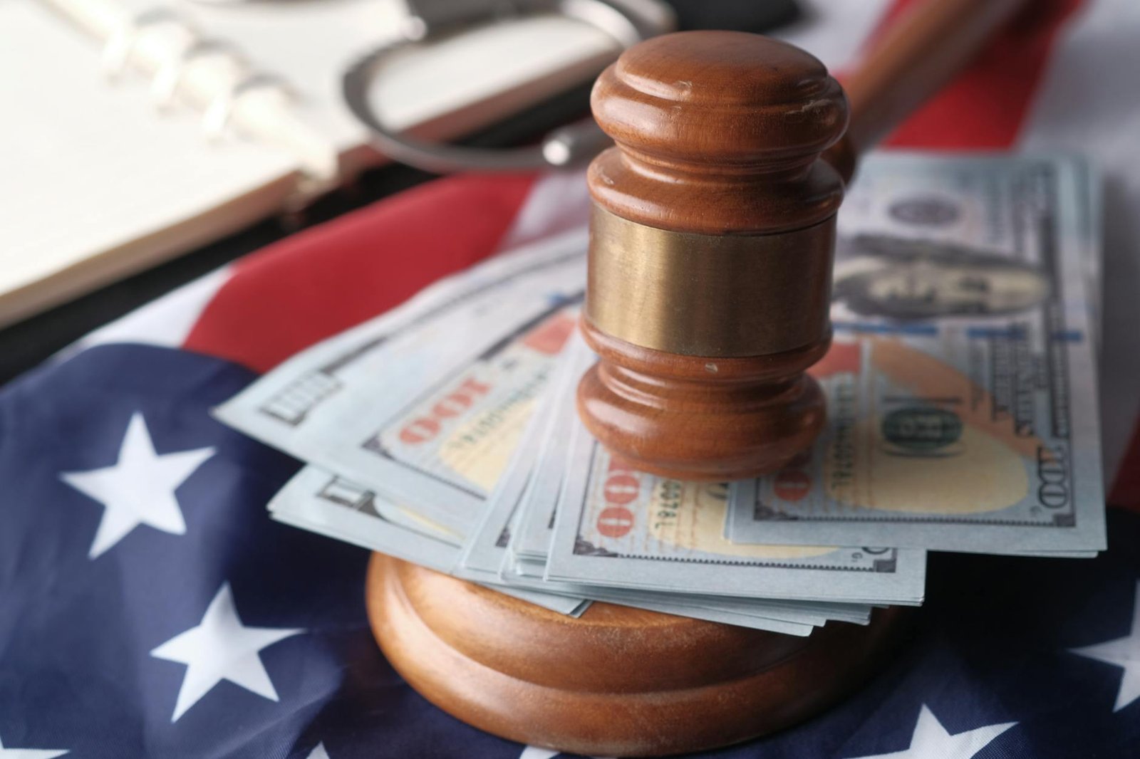 Court Greenlights Arbitrum DAO Vote to Move $71M in Recovered Kelp ETH to Aave