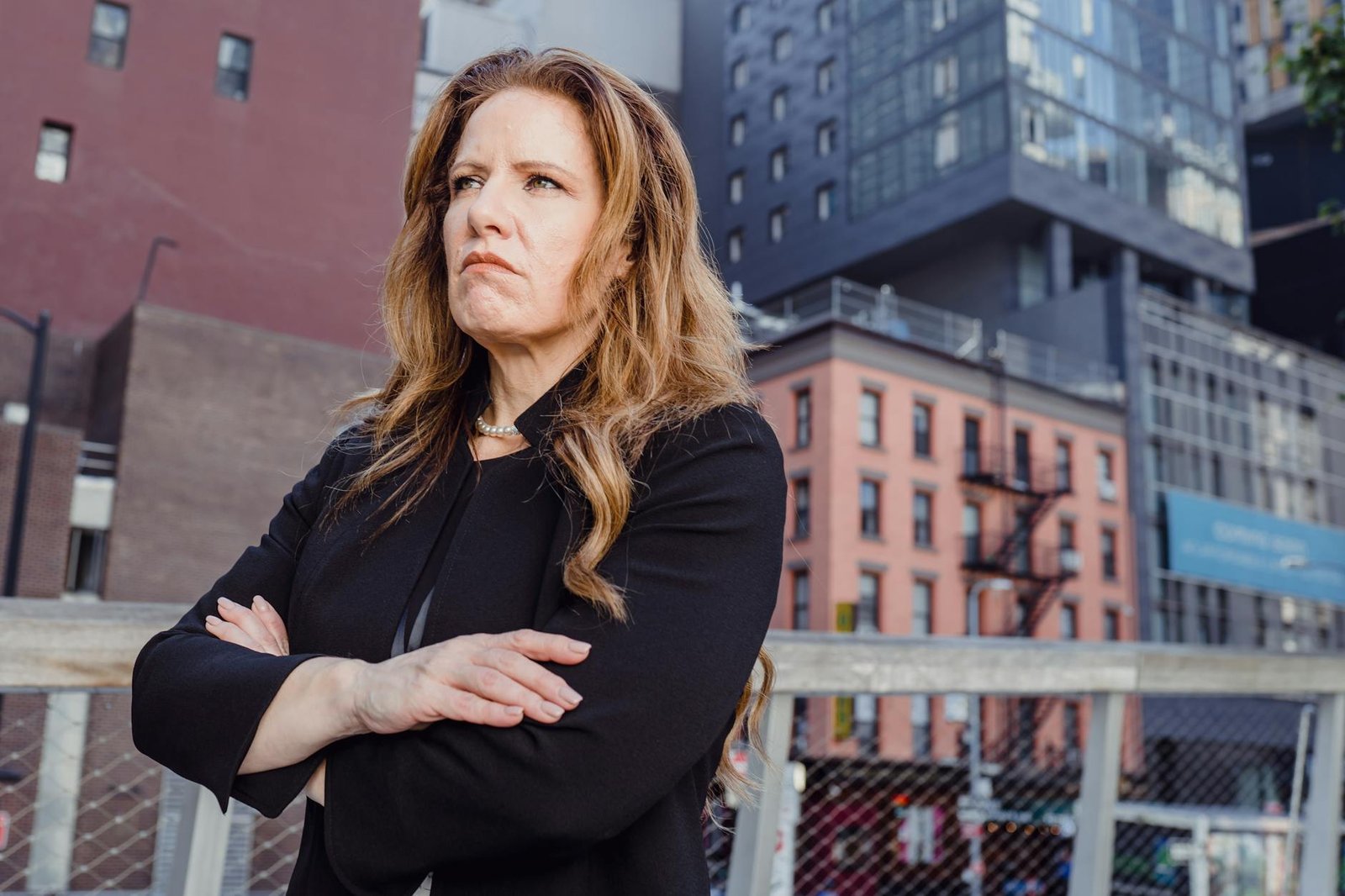 SEC Commissioner Hester Peirce Clarifies Distinction Between Tokenized Securities and Synthetic Instruments