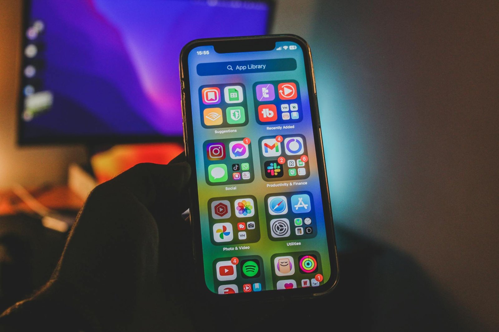 Three young DeFi apps return $100M in revenue to token holders in 30 days