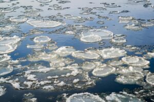 StablR freezes USDR and EURR after attacker mints $13.5 million in unbacked tokens