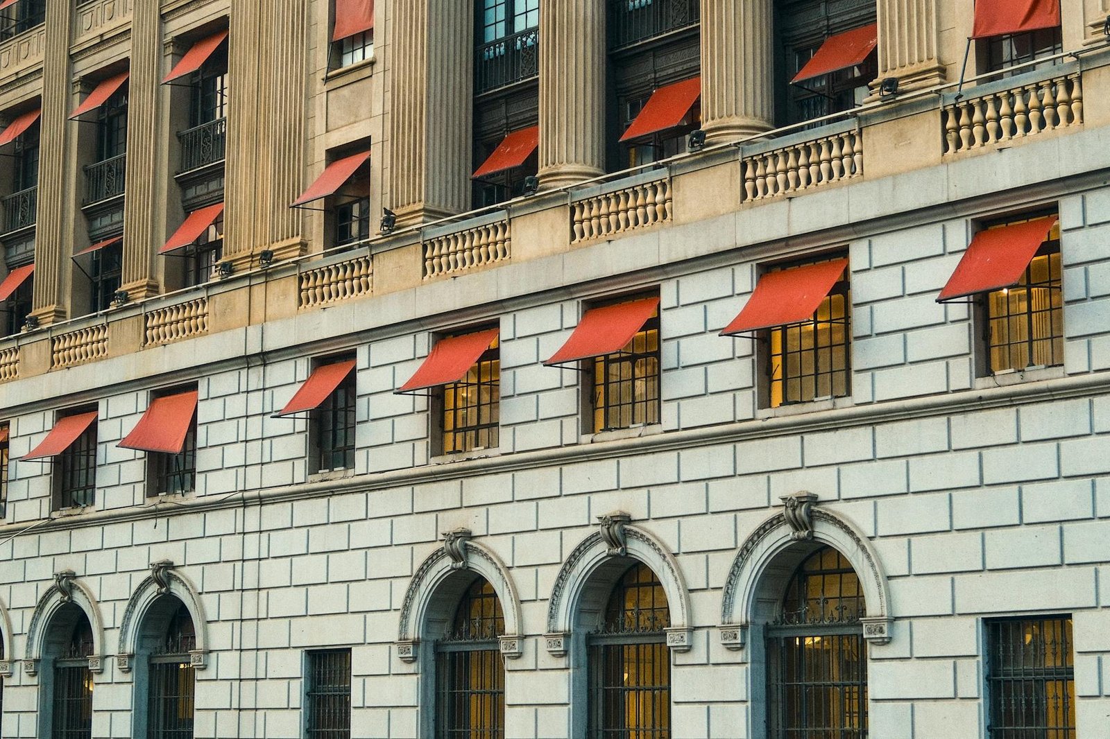 Wells Fargo lifts Ether ETF holdings in Q1 as Bitcoin positions shift