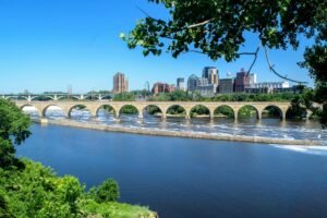 Why Minnesota is empowering local banks to fight Wall Street for crypto revenue