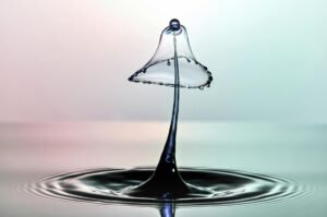 XRP drops 4% below $1.30 as heavy selling breaks key support zone