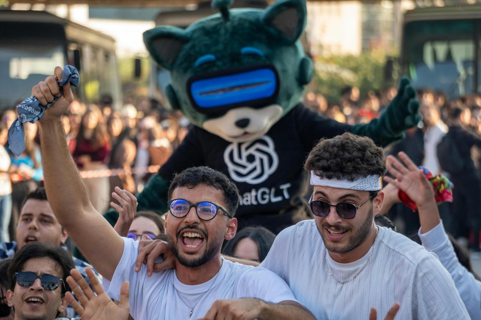 Riot posts $167M in Q1 revenue as data center arm pulls in $33M in first quarter