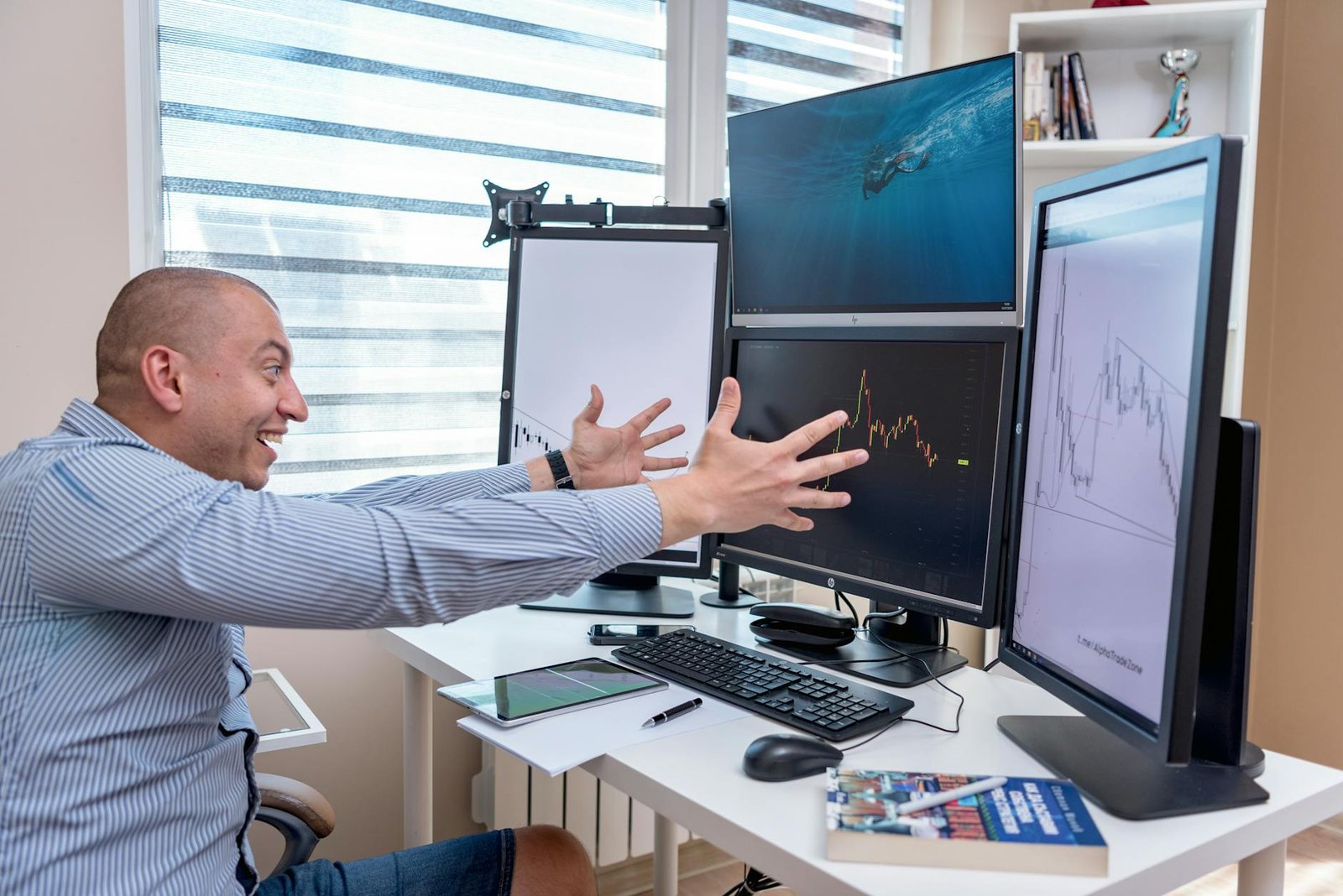 Bitfinex Analysts Flag $84,766 Trigger as Bitcoin Tests $81,500 After Sharp Reversal