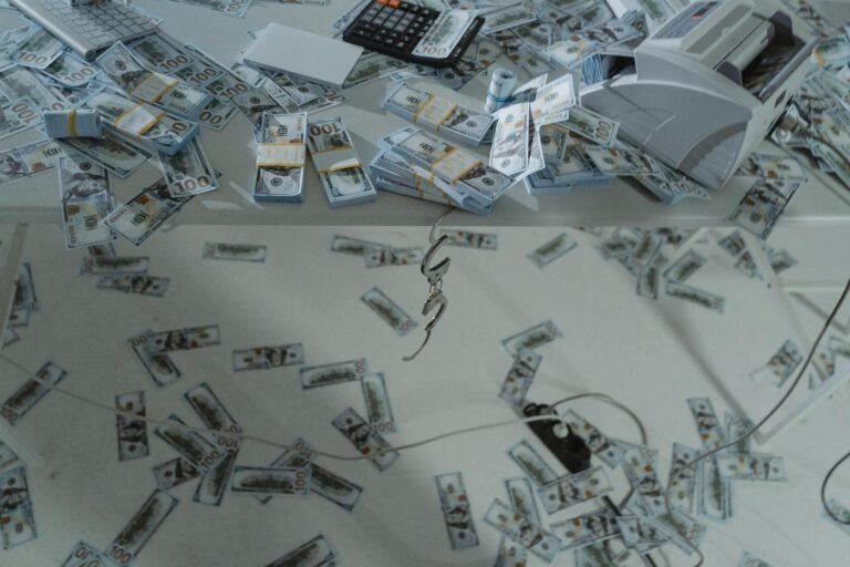 Saylor’s Infinite Money Glitch? STRC Preferred Stock Smashes $1.53B Volume Record