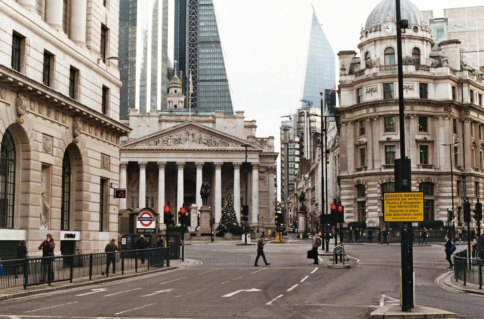Bank of England Moves Stablecoin Rules to June as UK Targets Year-End Framework