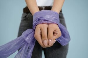 SEC Commissioner Urges Restraint on Crypto Rules as Retail Trading Expands