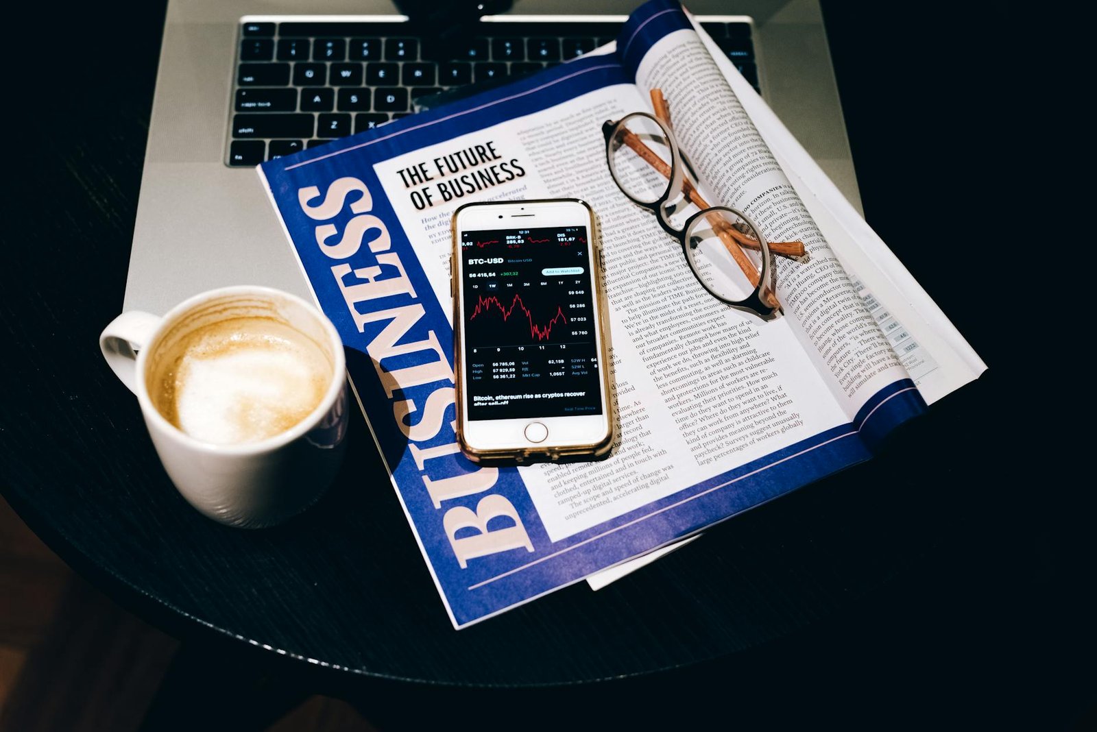 Robert Kiyosaki Reinforces Bullish Bitcoin Outlook Amid Inflation Warning