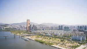 Seoul Court Rescues Bithumb from Record 6-Month Suspension