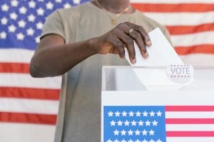 New Politico Poll Reveals US Voter Skepticism Over AI and Crypto Campaign Cash