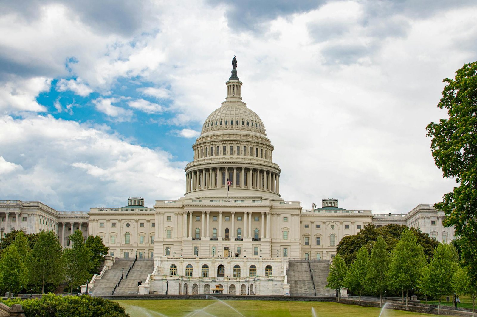 US Senator questions Mark Zuckerberg on Meta’s stablecoin plans