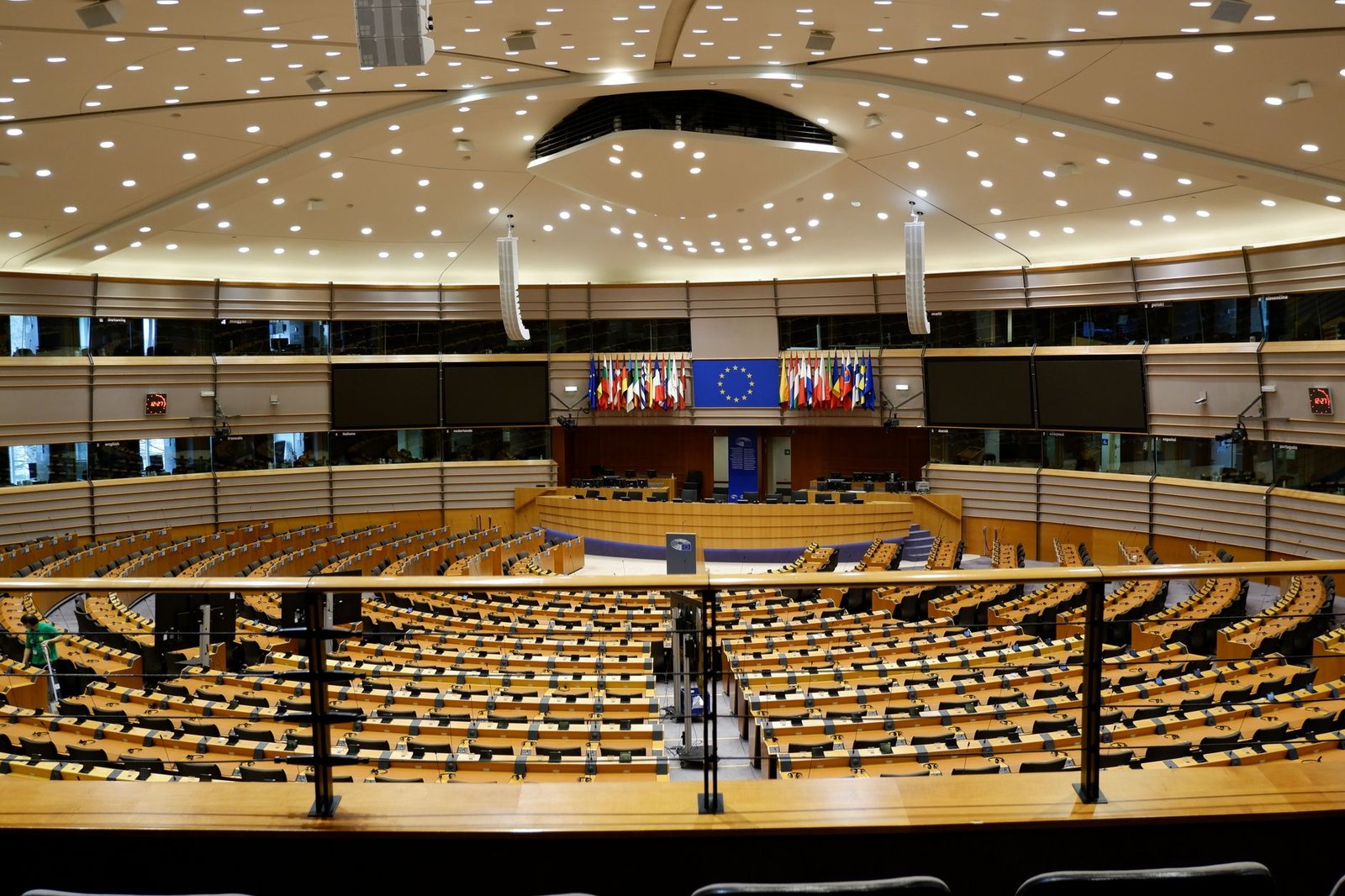 European Union’s ESMA Orders Unlicensed Crypto Firms to Exit EU Market as MiCA Deadline Arrives