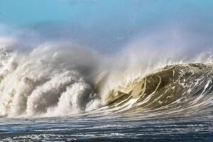86% Long Liquidation Wave Exposes Bitcoin’s Breakdown Below $68K as ETF Pressure Builds
