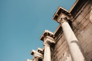 Binance withdraws Greek MiCA bid but vows to remain in Europe