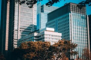 Japan’s National Business Corporate Pension Fund Plans 1% Crypto Bet to Hedge Dollar Decline