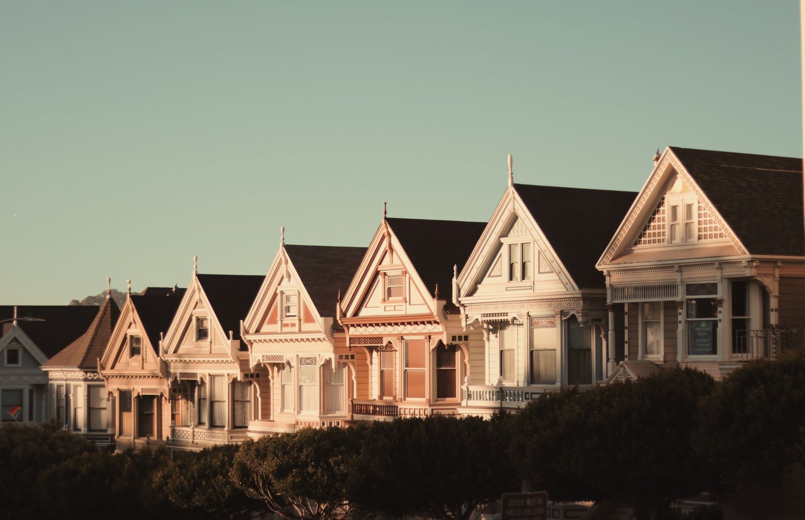 VanEck bets BNB’s real-world usage can stand out in a crowded crypto ETF market