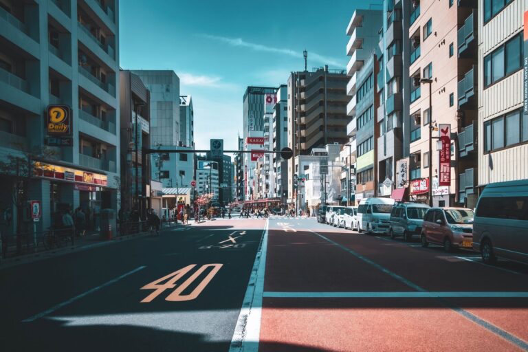 Ripple Launches RLUSD in Japan via SBI as Circle and Nomura Join Stablecoin Race