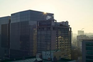 South Korea Halts KOSPI Trading After 8.4% Crash Trips Circuit Breaker