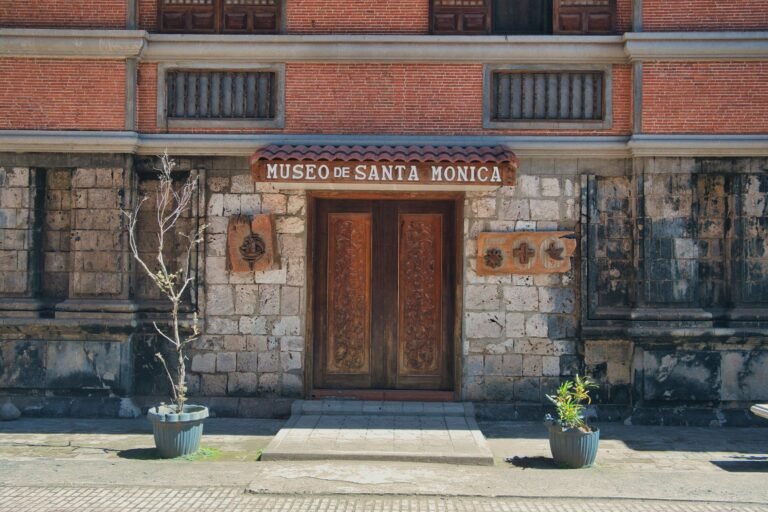 Philippines' central bank says Binance and its local partner lack licenses to operate