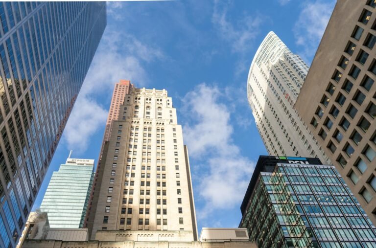 Charles Schwab Sets Mid-2027 Target for Advisor Bitcoin and Crypto Spot Trading 
