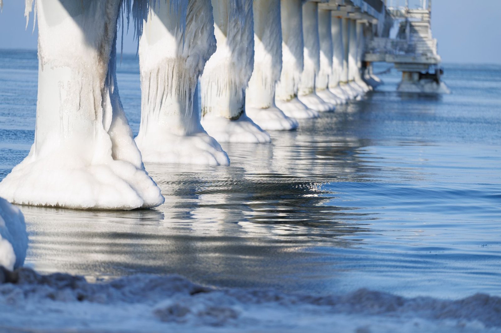 ICE Joins OKX in 50-50 Broker-Dealer Deal Targeting US Tokenized Equity Markets