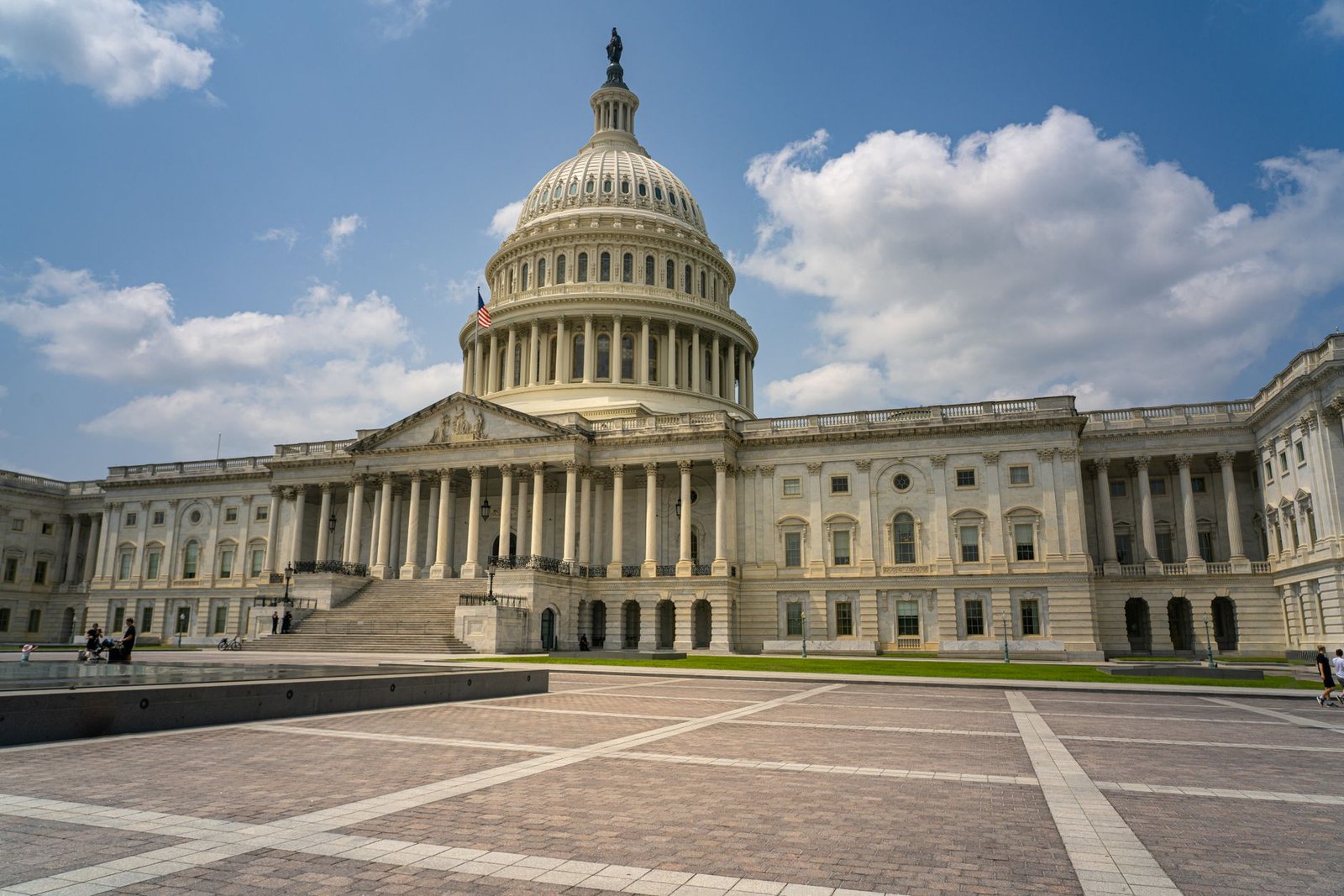 Congress reaches deal on housing bill with CBDC ban until 2030