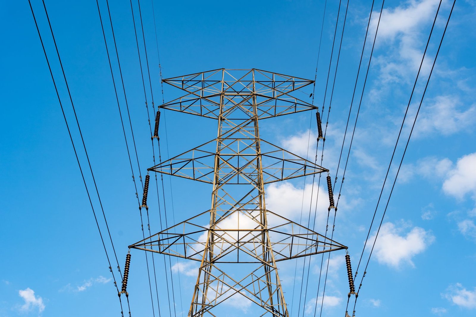 XRP Utility Moves Beyond Payments as XRPL Eyes Tokenized Stocks, Funds, Loans
