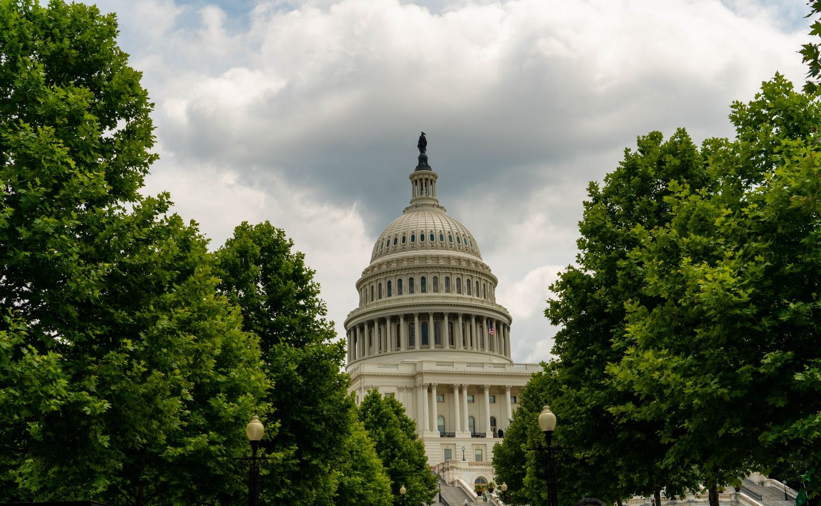 Senate’s Last-Ditch CLARITY Act Talks Could Decide Crypto’s Fate for the Rest of the Decade