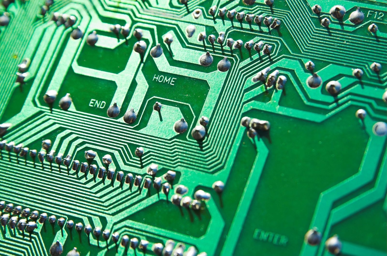Monero Jumps 30% After ZachXBT Traces $120M USDT Laundering Run Through Privacy Coin