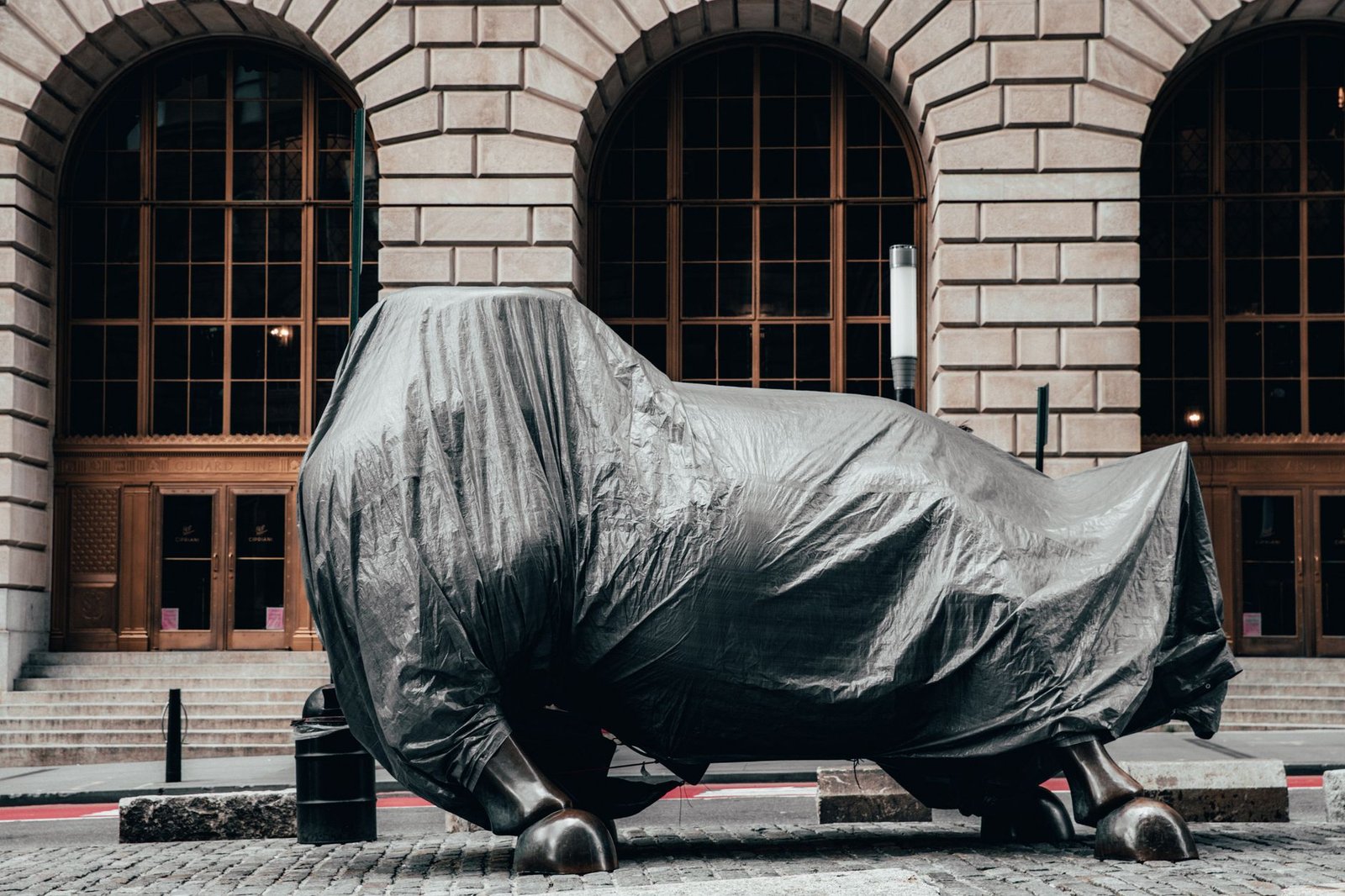 Wall Street's BNY expands stablecoin services for institutions, starting with Circle's USDC