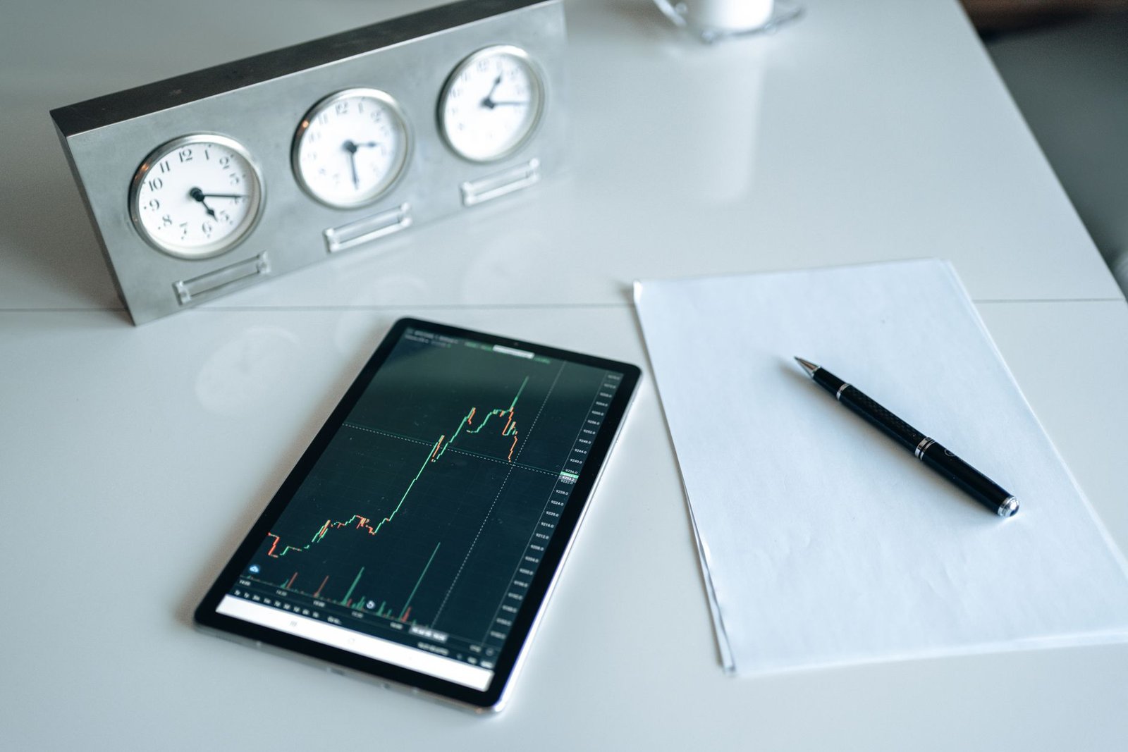 Strategy's STRC Preferred Stock Hits Record Lows as Leverage Cascade Deepens