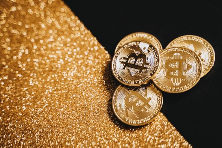 Crypto Long & Short: Who answers the 3am call when DeFi breaks?