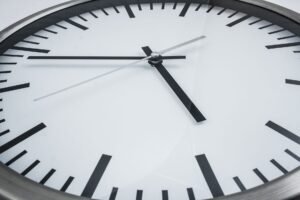 UNI Gains 22% in 24 Hours With $621M Volume, Extending Standard Chartered Bull Thesis