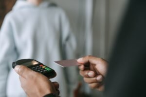 MassPay taps Coinbase to expand stablecoin payouts