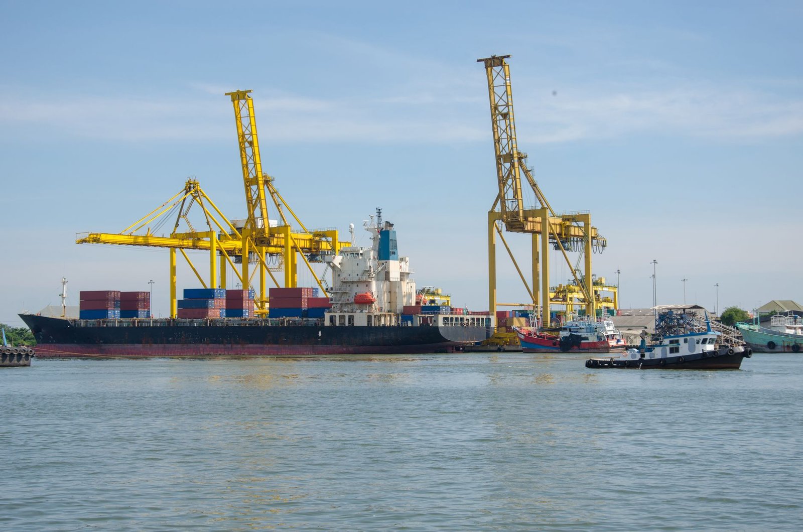 US sanctions Iranian maritime firm, says it accepted Bitcoin to evade restrictions