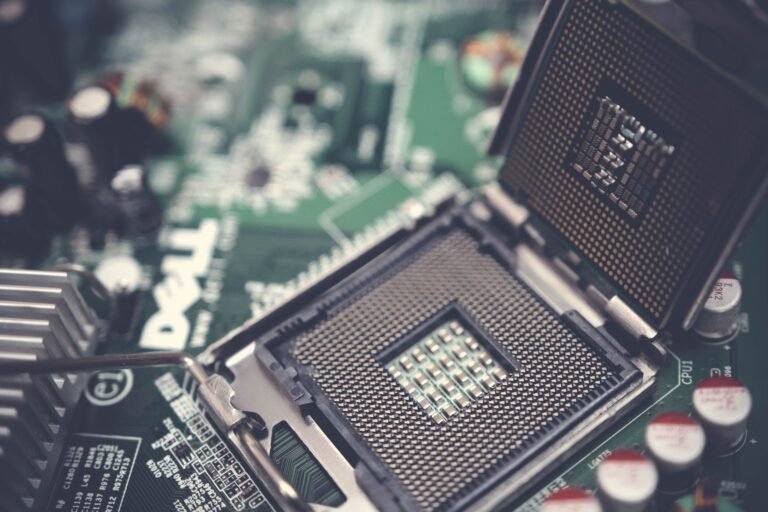 A Quantum Computer Could One Day Break Crypto Security — Coinbase Is Preparing Now
