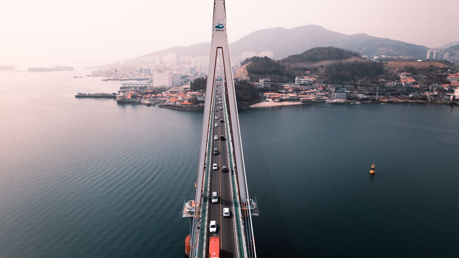 South Korea crypto volumes shrink as retail investors shift to stocks