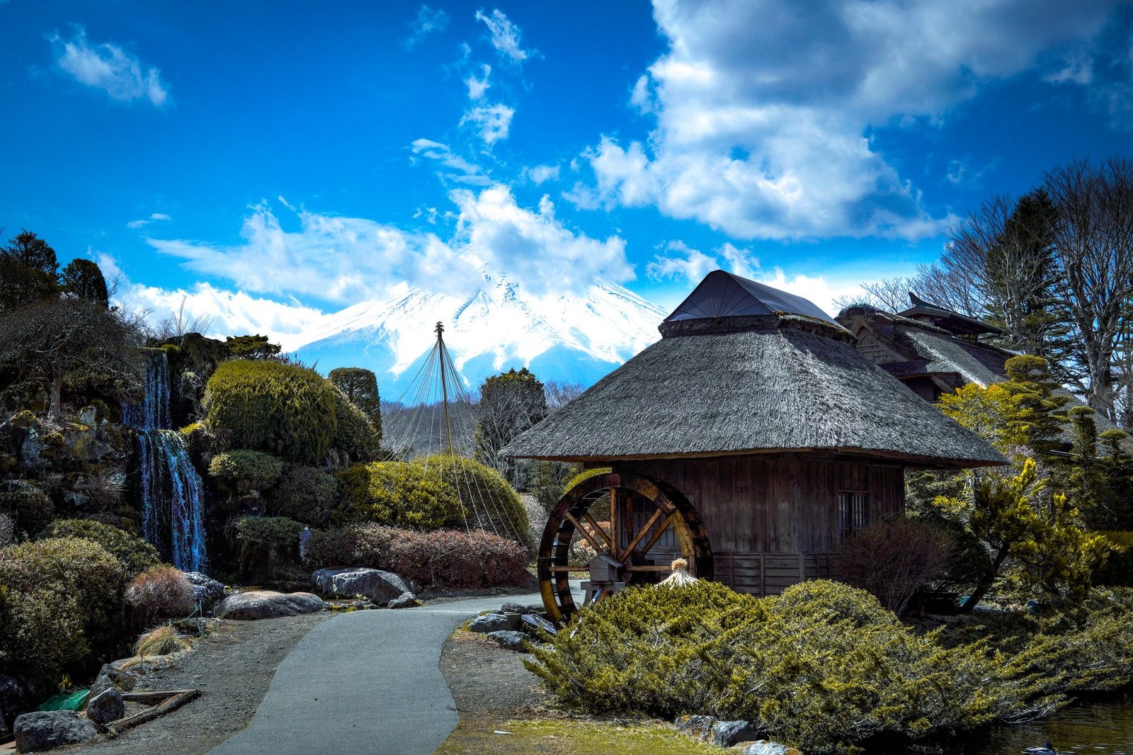 Peter Schiff Says Japan Could Be the Pin That Pricks the Bigger US Bubble