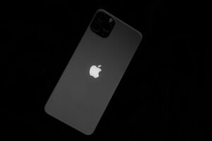 Apple faces lawsuit over alleged $1.8M Bitcoin wallet app losses