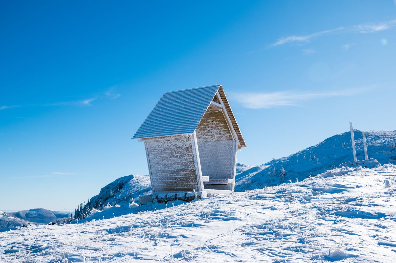 Hut 8 price target hiked to $165 at Benchmark as AI pivot reshapes valuation