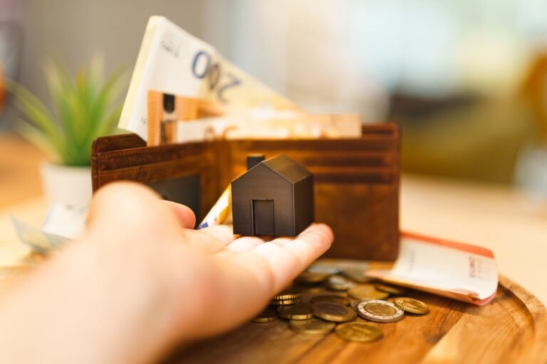 MiCA-compliant euro stablecoins grew 128% before MiCA transition ended, says Decta