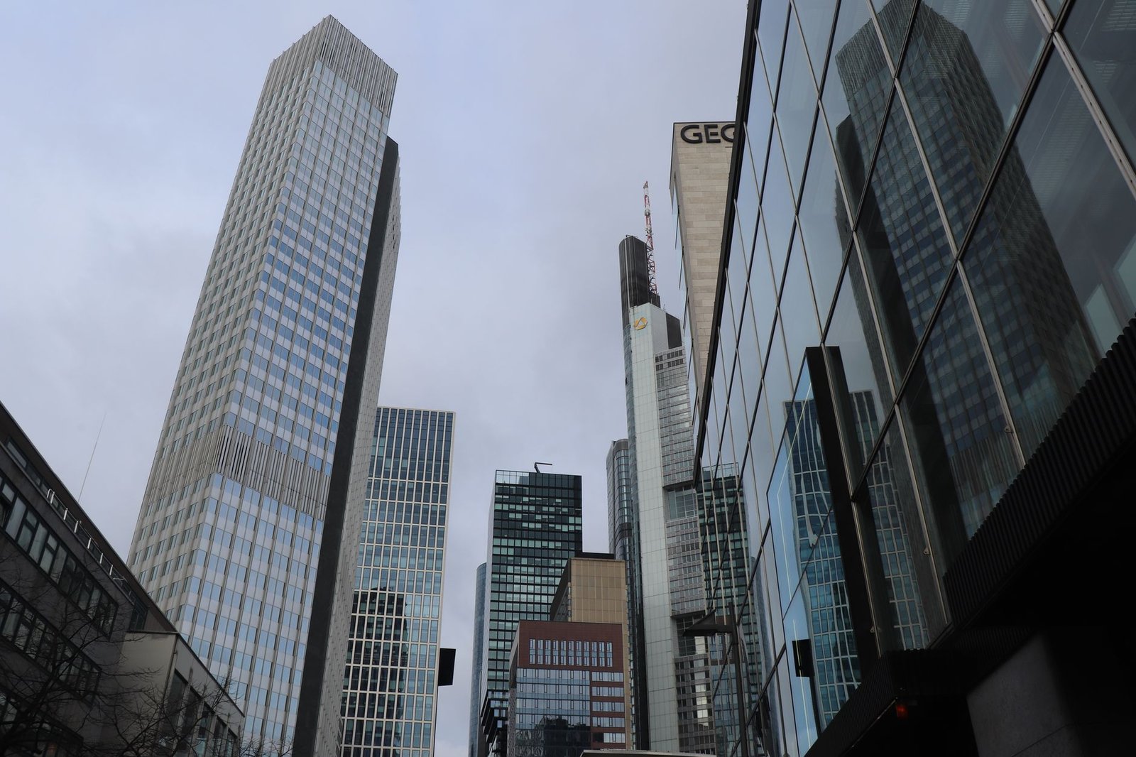 ECB picks firms including Deutsche Bank, Revolut for digital euro pilot