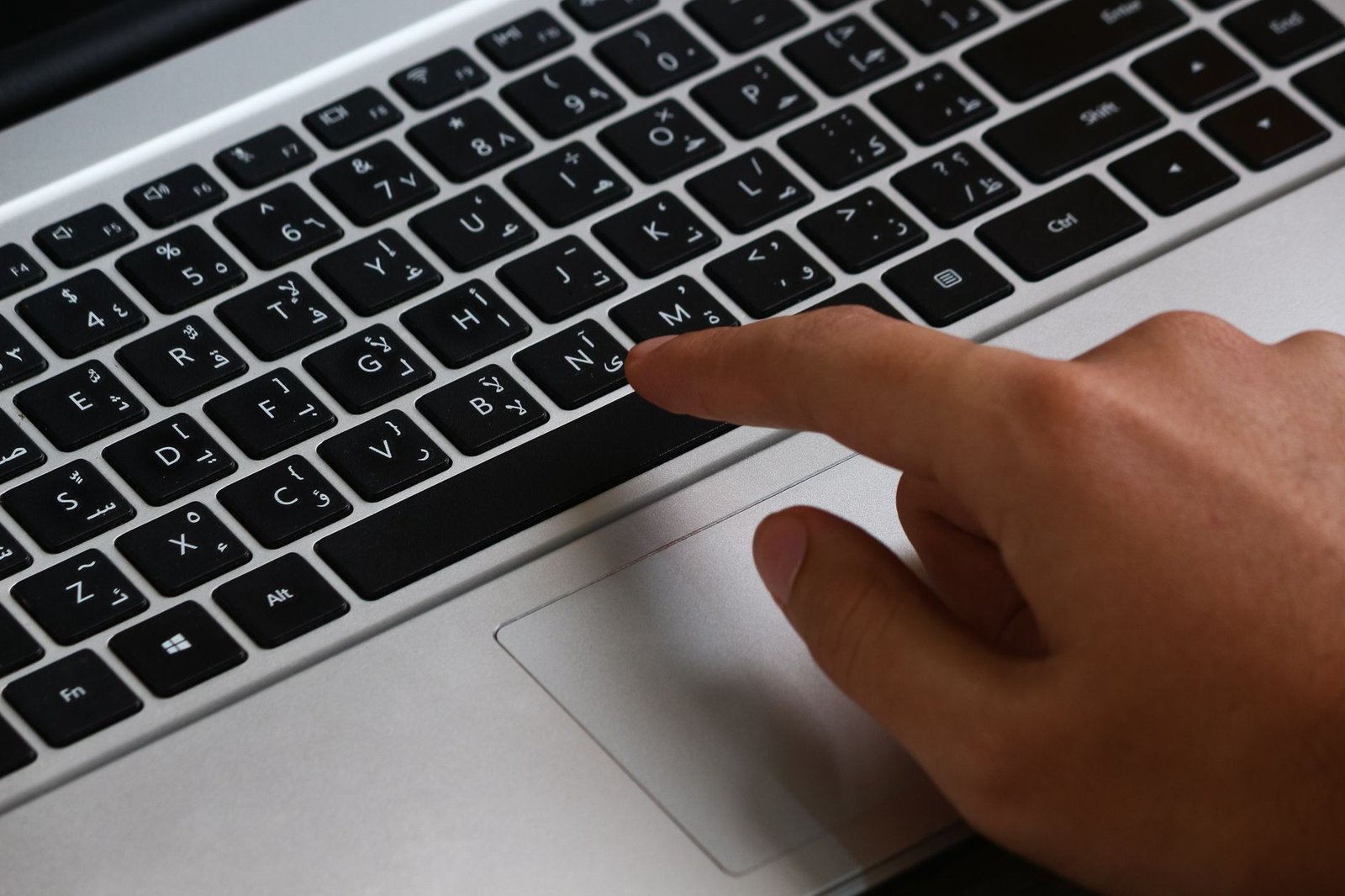 Coinbase Says AI Now Writes 95–100% of Its Code: The Math Behind ‘1,200 Digital Workers’