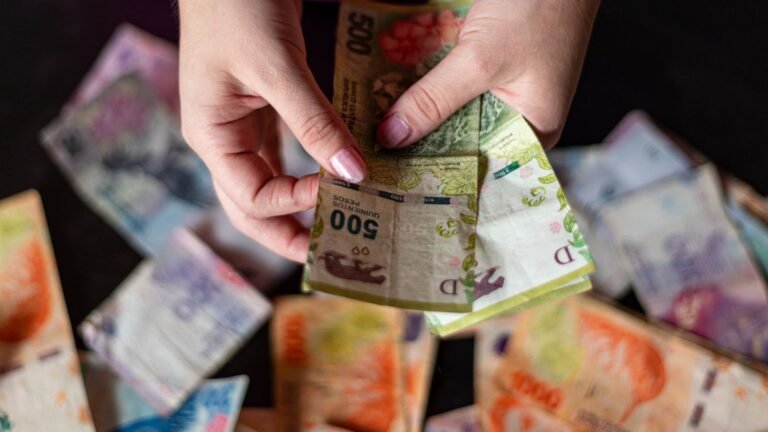 Tether invests $20 million in Argentine neobank Ualá as it expands Latin America push