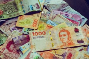 Argentina’s Banking Groups Are Quietly Building Peso Stablecoins for the Institutional Market