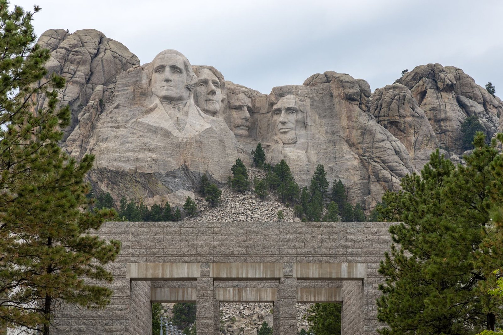 President Trump Signals Openness to Bitcoin in Trump Accounts, Calls Himself ‘a Big Fan of Crypto’