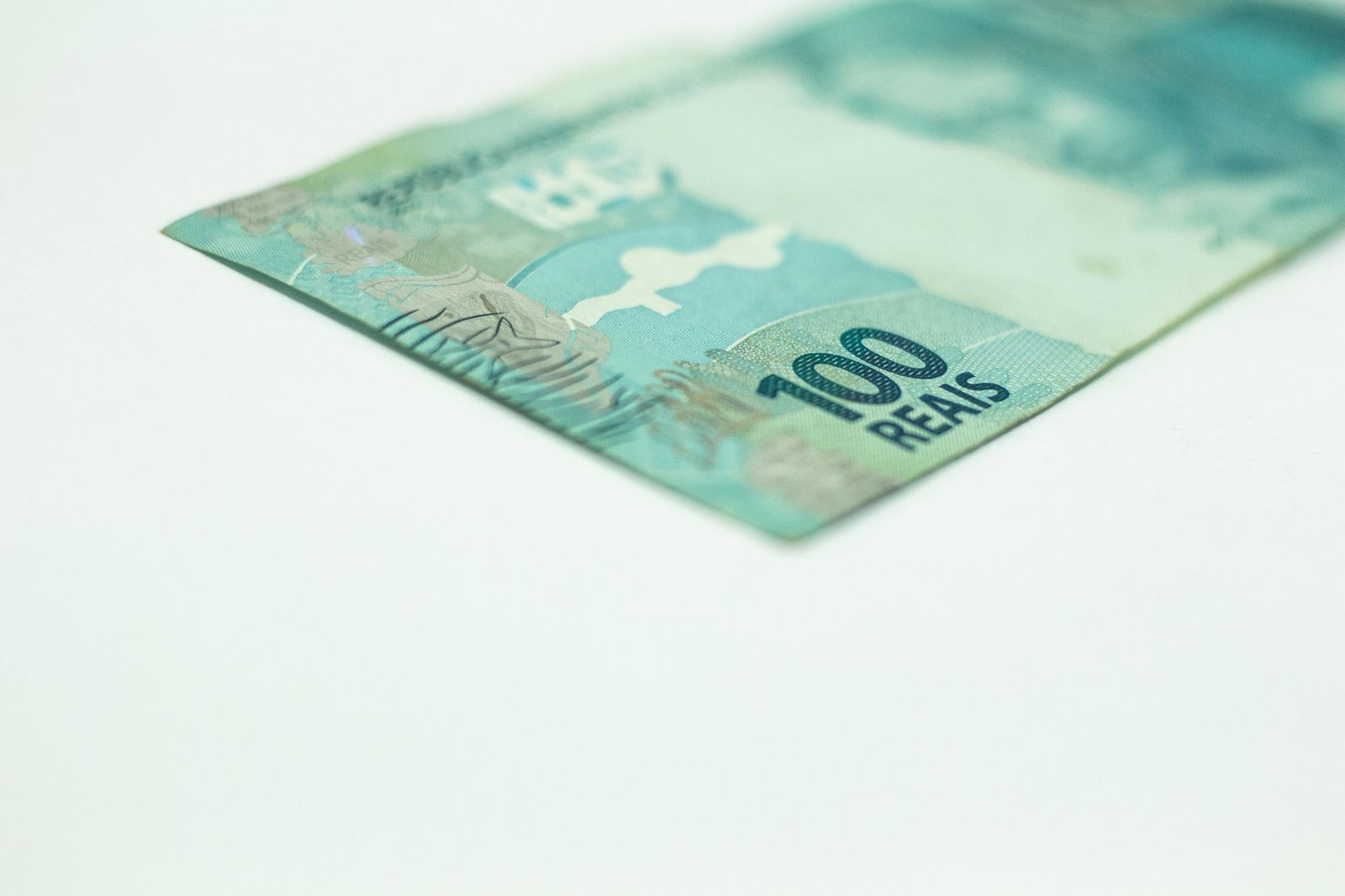 IMF warns Brazil’s stablecoin activity outpaces traditional capital flows
