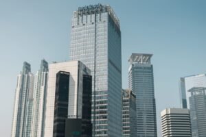 HSBC and Standard Chartered Complete First Live Transaction on Swift Blockchain Ledger